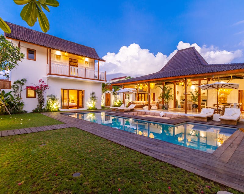 a big home patio and a pool